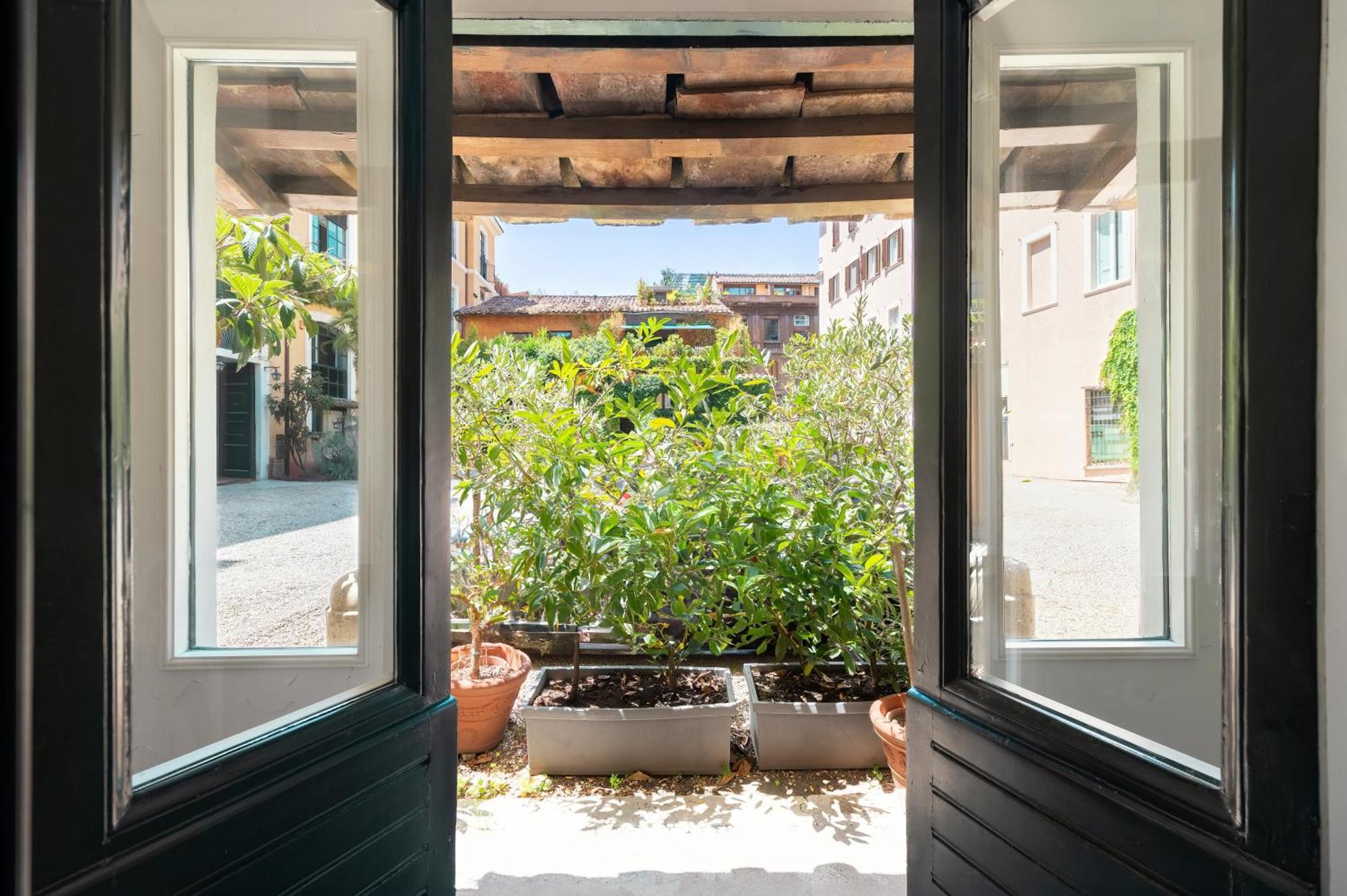 Апартаменты Margutta Mews Рим Экстерьер фото